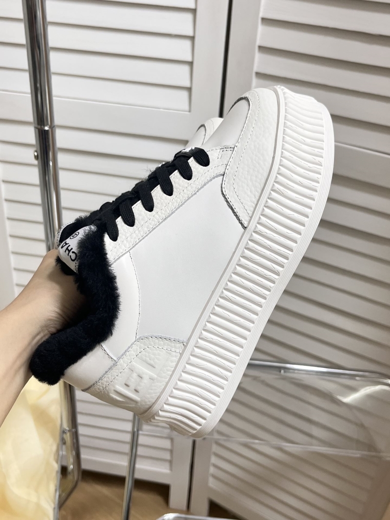 Ch**el sport shoes